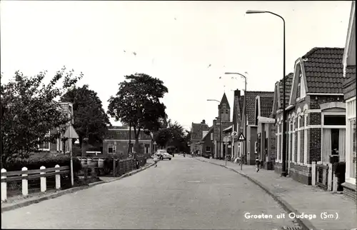 Ak Oudega Smallingerland Friesland Niederlande, Straßenpartie