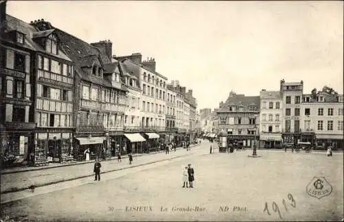 Ak Lisieux Calvados, La Grande Rue