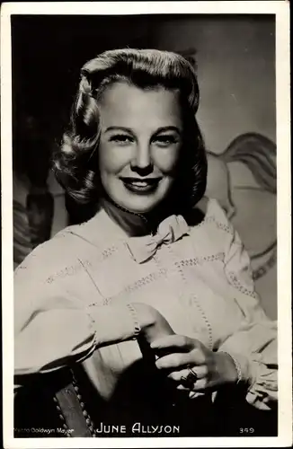 Ak Schauspielerin June Allyson, Portrait, Mero Goldwyn Mayer
