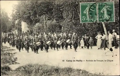 Ak Mailly le Camp Aube, Arrivee de Troupe, la Clique