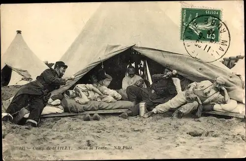 Ak Mailly le Camp Aube, Sous la Tente