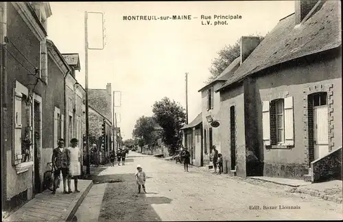 Ak Montreuil sur Maine Maine-et-Loire, Rue Principale
