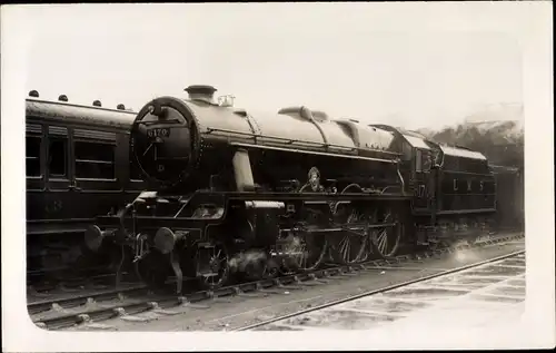 Foto Ak Britische Eisenbahn, LMS Class 6P Royal Scots 6170, British Legion