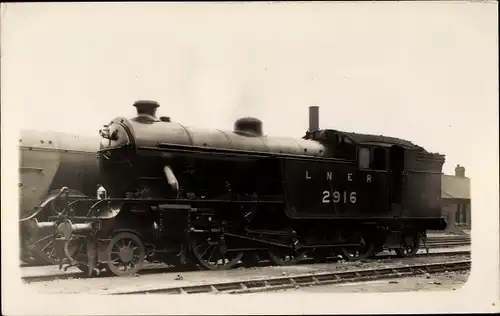 Foto Ak Britische Eisenbahn, LNER V1 Class, Nr. 2916/7616