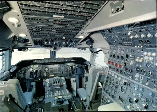 Ak Swissair Jumbo Jet, Boeing 747 B, Cockpit, Flugzeug