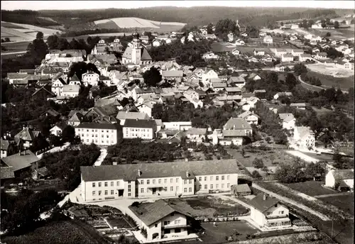 Ak Bad Griesbach im Rottal Niederbayern, Luftaufnahme, Ortsansicht, Wäschefabrik Gebr. Köhler