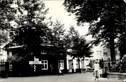 Ak Leende Valkenswaard Nordbrabant, Dorpsplein