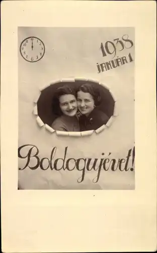 Foto Ak Glückwunsch Neujahr, Jahreszahl 1938, zwei Frauen, Portrait