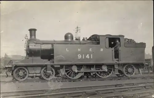 Foto Ak Britische Eisenbahn, North British Railway NBR M Class No. 141, LNER 9141, Dampflokomotive