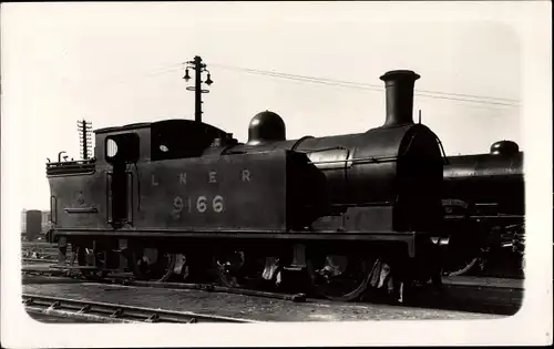 Foto Ak Britische Eisenbahn, North British Railway NBR A Class No. 166, LNER 9166, Dampflokomotive