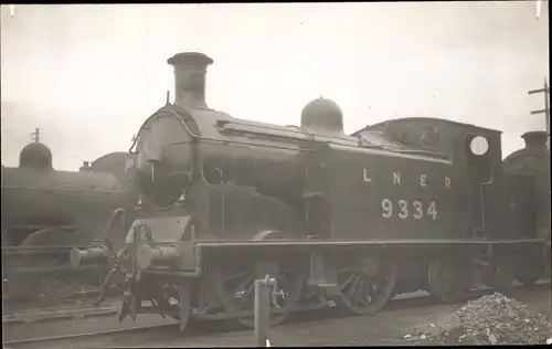 Foto Ak Britische Eisenbahn, North British Railway NBR M Class No. 334, LNER 9334, Dampflokomotive