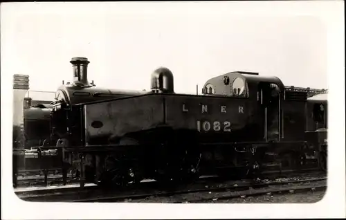 Foto Ak Britische Eisenbahn, London North Eastern Railway LNER J50 Class No. 1082, Dampflokomotive