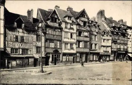 Ak Lisieux Calvados, Vieilles Maisons, Place Victor Hugo