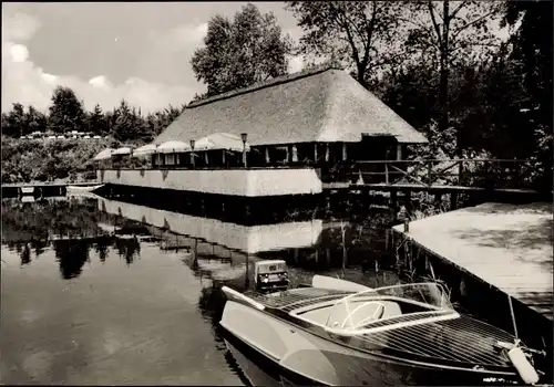 Ak Güster in Lauenburg, Camping-Gelände am Prüss-See, Motorboot, Ufer, Terrasse