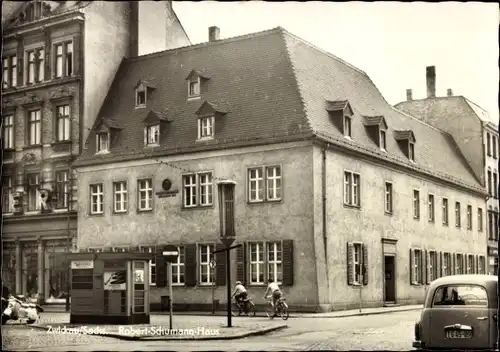 Ak Zwickau in Sachsen, Robert-Schumann-Haus, Straßenpartie