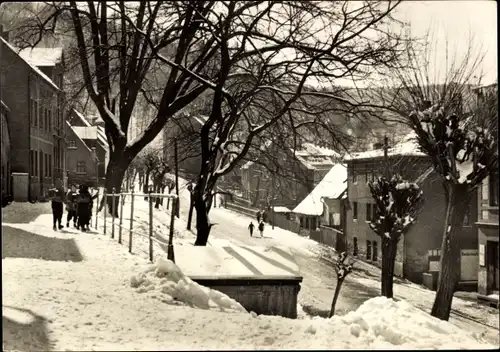 Ak Aue im Erzgebirge Sachsen, Bergfreiheit, Straßenansicht im Winter