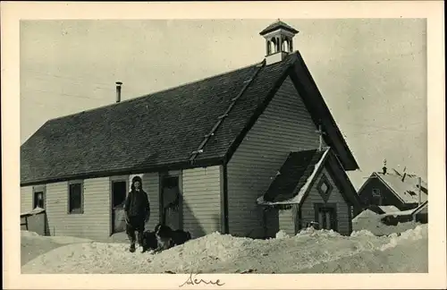 Ak Nome Alaska USA, Église des Esquimaux, Mann mit Hunden