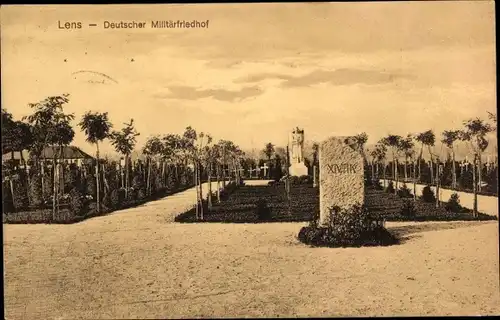 Ak Lens Pas de Calais, deutscher Militärfriedhof, Stele, Gräber