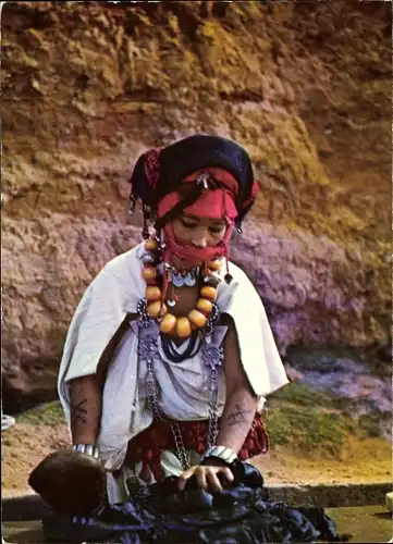 Ak Marokko, Scenes et Types du Maroc, Haut Atlas, Lavandière, Wäscherin
