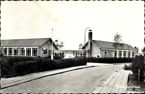 Ak Roordahuizum Leeuwarden Friesland Niederlande, Straßenpartie