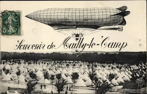 Ak Mailly le Camp Aube, dirigeable, Gesamtansicht, Zeppelin