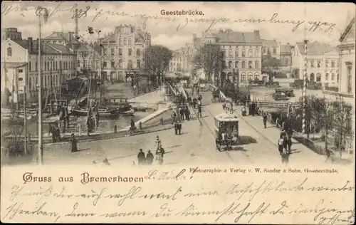 Ak Bremerhaven, Geestebrücke, Passanten, Straßenbahn