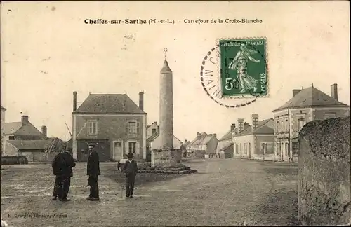 Ak Cheffes sur Sarthe Maine et Loire, Carrefour de la Croix Blanche