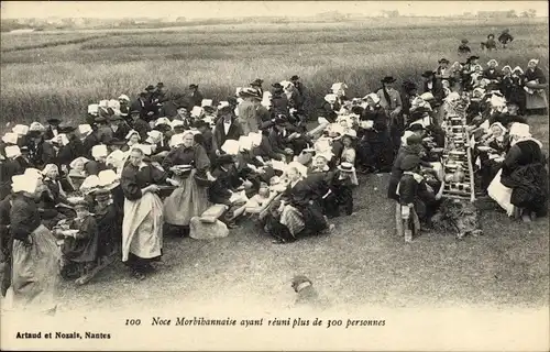 Ak Morbihan, Noce Morbihannaise ayant réuni plus de 300 personnes, Volksfest, Trachten