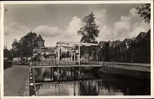 Ak Kampen Overijssel Niederlande, Burgwal met toren R.K. Kerk