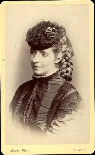 CdV Baronin Bertha Reischbach, Portrait