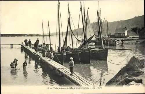 Ak Dives sur Mer Calvados, Le Port