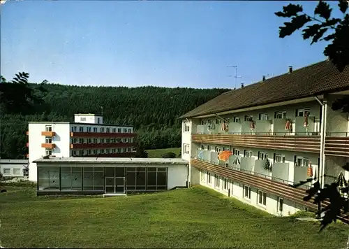 Ak Neukirchen am Knüll Hessen, Waldsanatorium in Urbachtal, Hausansicht