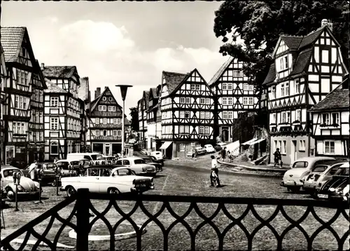 Ak Homberg an der Efze in Hessen, Marktplatz, Fachwerkhäuser, Autos