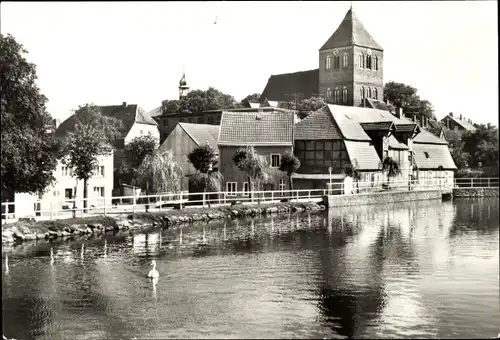 Ak Teterow in Mecklenburg, Am Mühlenteich