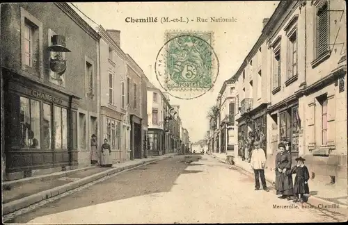 Ak Chemillé Maine-et-Loire, Rue Nationale, Chambord Hutgeschäft