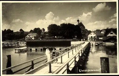 Foto Ak Unterschondorf Schondorf am Ammersee Oberbayern, Seegastbrücke, Promenade