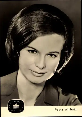 Ak Ansagerin Petra Wirbatz, DDR Deutscher Fernsehfunk, Portrait