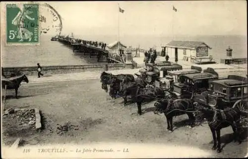 Ak Trouville Calvados, la Jetée-Promenade, Partie mit Seebrücke