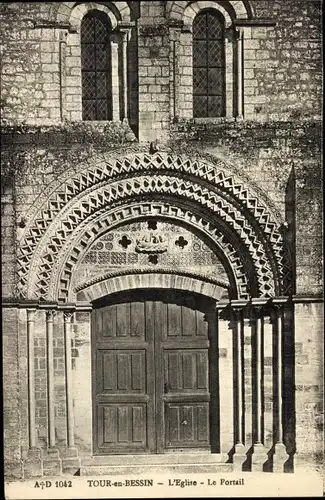 Ak Tour en Bessin Calvados, l'Église, Le Portail