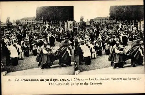 Stereo Ak Lisieux Calvados, Le Procession 1925, Les Cardinaux montent au Reposoir