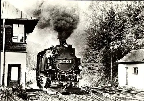 Ak Kipsdorf Altenberg im Erzgebirge, Schmalspurbahn, Lokomotive 991734-5 im Bahnhof