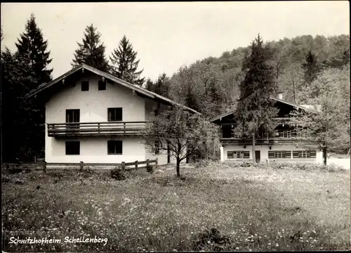 Ak Berchtesgaden in Oberbayern, Schnitzhofheim Schellenberg