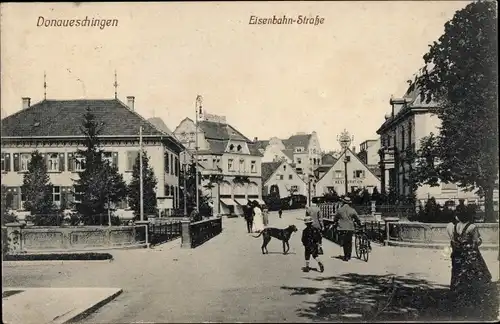 Ak Donaueschingen im Schwarzwald, Eisenbahnstraße