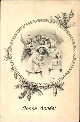 Ak Glückwunsch Neujahr, Bonne Année, Kinder bei Schneeballschlacht