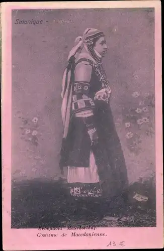 Ak Costume de Macedonienne, Frau in mazedonischer Tracht