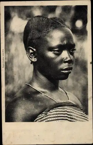 Ak Junge afrikanische Frau, Portrait