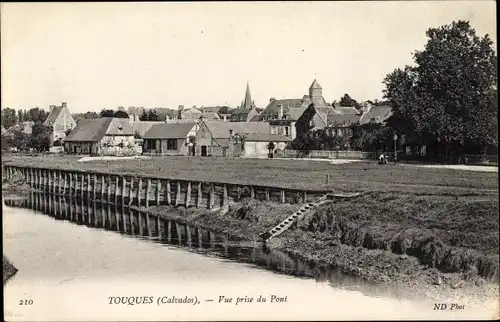 Ak Touques Calvados, Vue prise du Pont