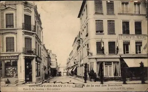 Ak Gournay en Bray Seine Maritime, Entree de la rue des Bouchers, Geschäfte