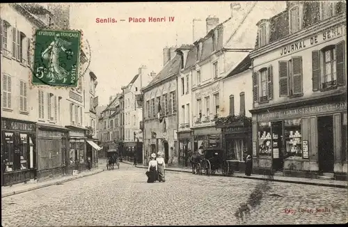 Ak Senlis Oise, Place Henri IV, Journal de Senlis