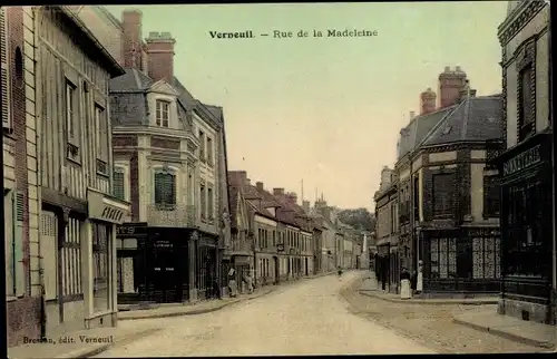 Ak Verneuil sur Avre Eure, Rue de la Madeleine
